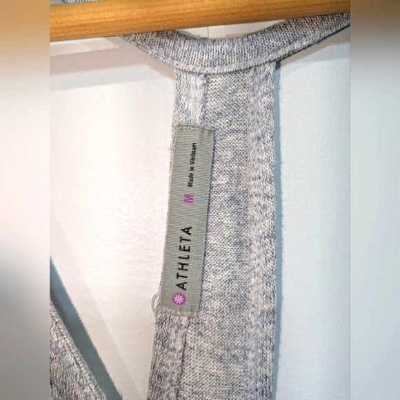 Athleta Pose Layered Top In Heather Gray  Size Medium - Picture 3 of 6